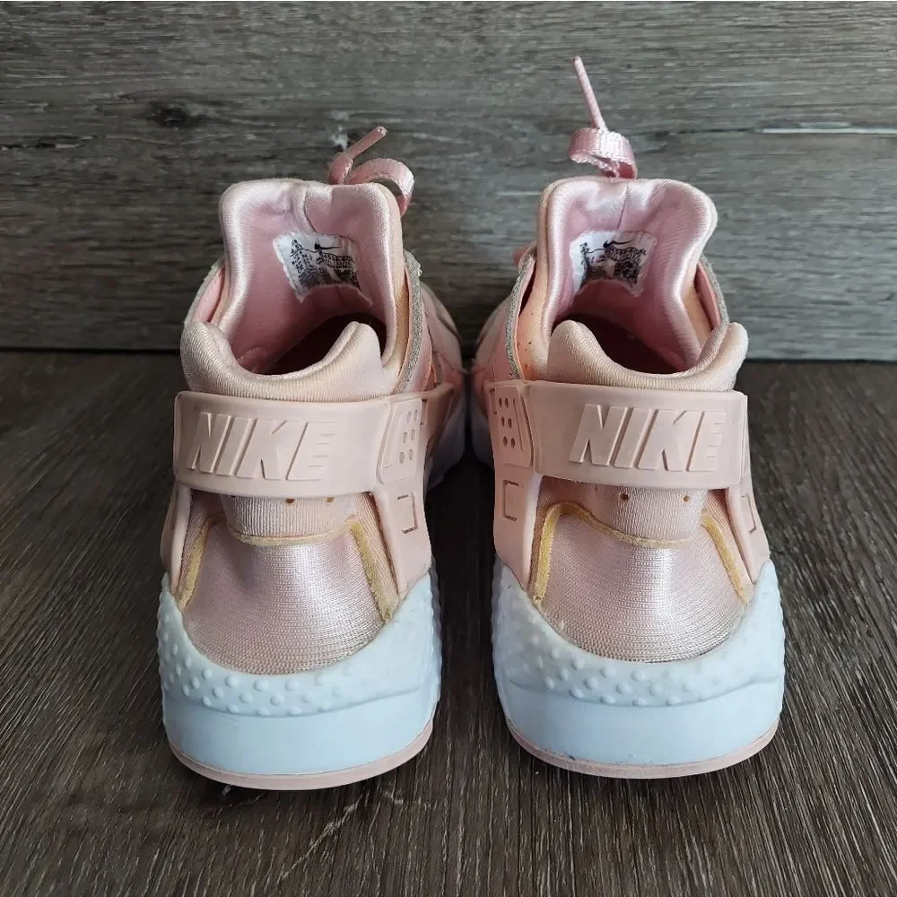 NIKE HUARACHE RUN SE GS PRISM PINK 904538-600 SIZE 4.5 YOUTH GIRL CASUAL RUNNING
